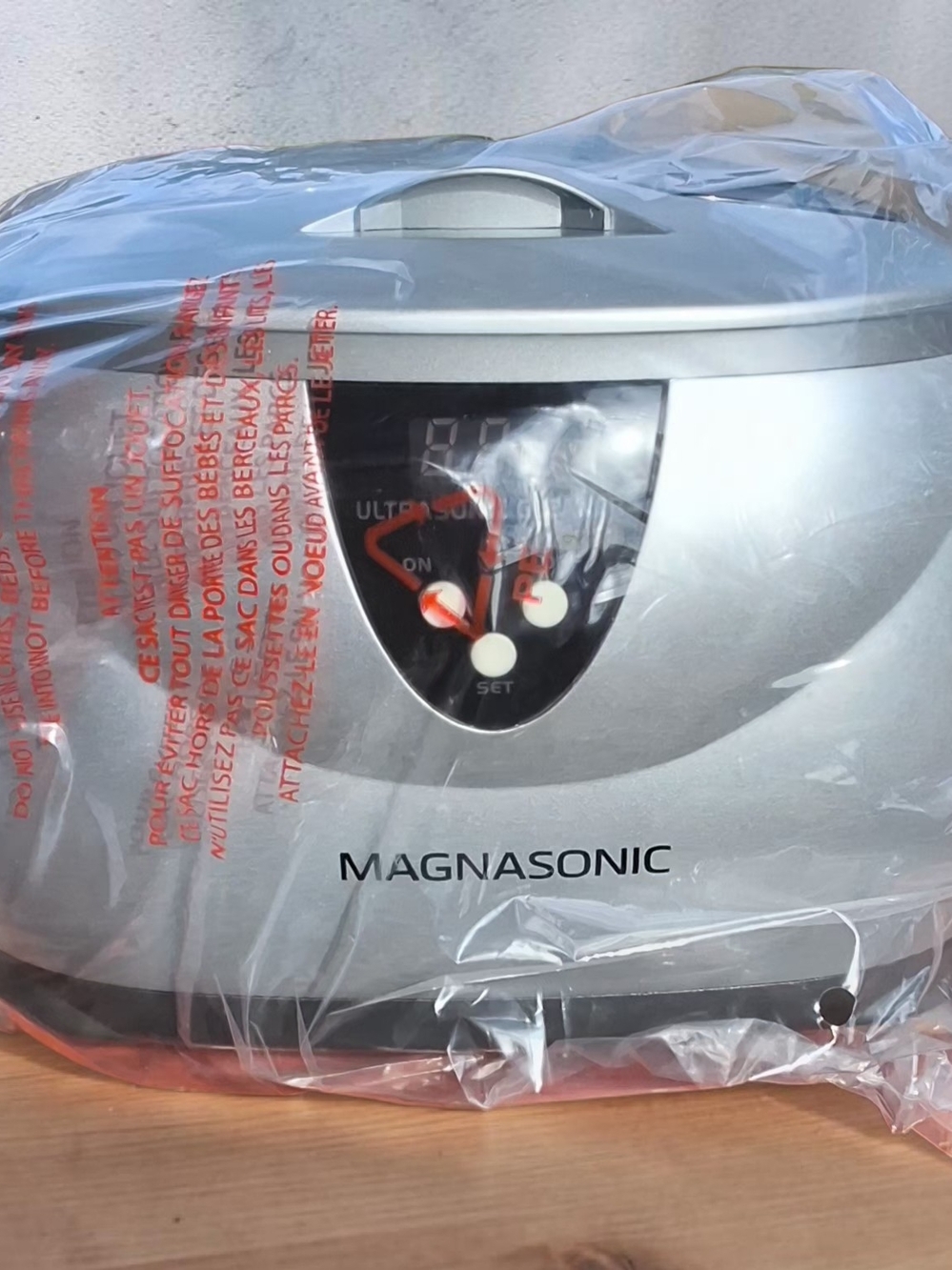 Magnasonic Silver Ultrasonic Cleaner with Digital Controls